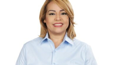 Photo of Renuncia precandidata a alcalde de Los Alcarrizos y vicepresidenta del PRD, Karen Serrata