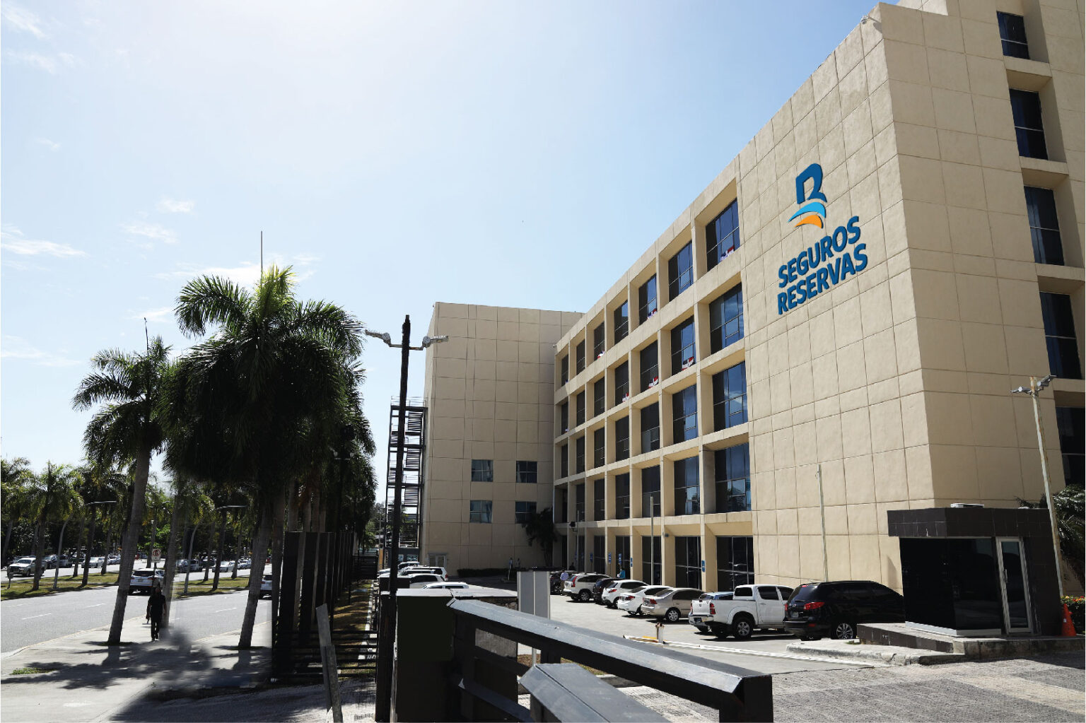 Photo of AM BEST confirma calificaciones crediticias de Seguros Reservas